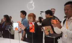 Apple ra mắt dòng iPhone mới, gồm cả mẫu màn hình gập Duo