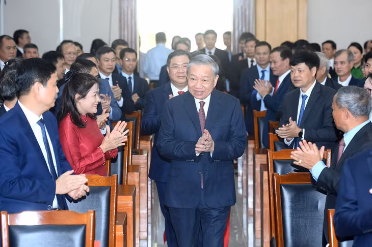 Tổng Bí thư Tô Lâm dự Lễ kỷ niệm 95 năm Ngày truyền thống Văn phòng Trung ương Đảng và văn phòng cấp ủy.. (Ảnh ĐĂNG KHOA)