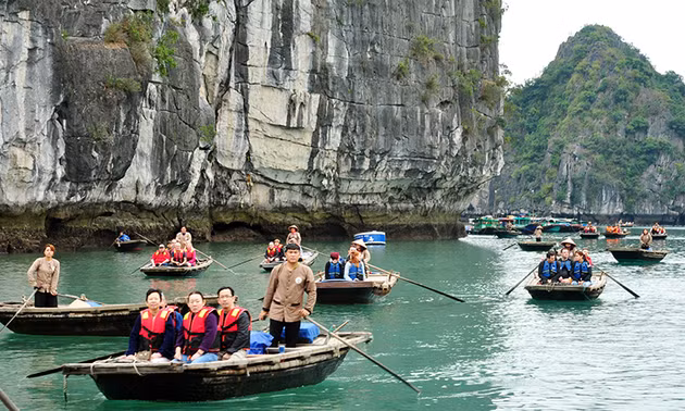 Quảng Ninh đón trên 620.000 lượt du khách dịp nghỉ lễ 30/4, 1/5