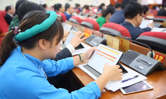 Kỳ họp của đổi mới và trách nhiệm