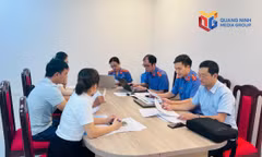 VKSND tỉnh Quảng Ninh phối hợp với cơ quan, tổ chức có liên quan tiến hành làm việc với đơn vị có hành vi vi phạm.