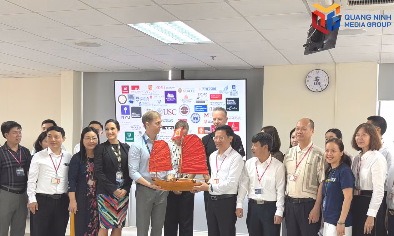 Quảng Ninh học tập kinh nghiệm phát triển giáo dục tại TP Hồ Chí Minh