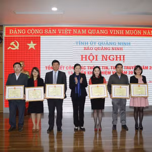 Bản tin thời sự Radio Quảng Ninh 24 giờ, ngày 29/12