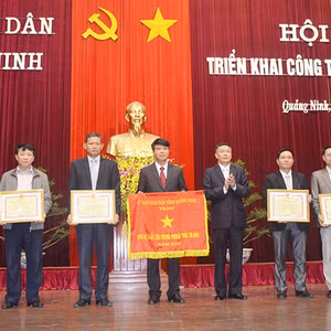 Bản tin thời sự Radio Quảng Ninh 24h, ngày 10-1
