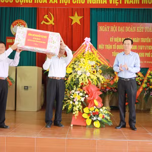 Bản tin thời sự Radio Quảng Ninh 24 giờ, ngày 18/11