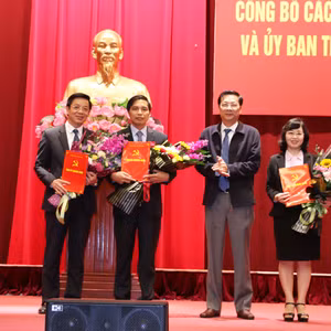 Bản tin thời sự Radio Quảng Ninh 24 giờ, ngày 12/2