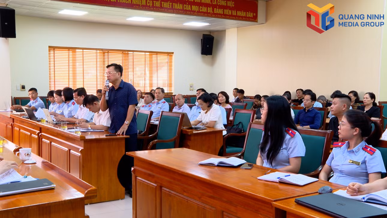 bqn_tr_lanh-dao-thue.jpg