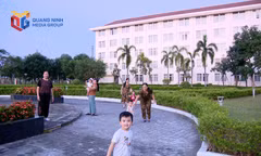 Môi trường trong KCN Hải Yên (phường Móng Cái 3) được xanh hóa, đảm bảo cho các gia đình có không gian sinh hoạt thoải mái.