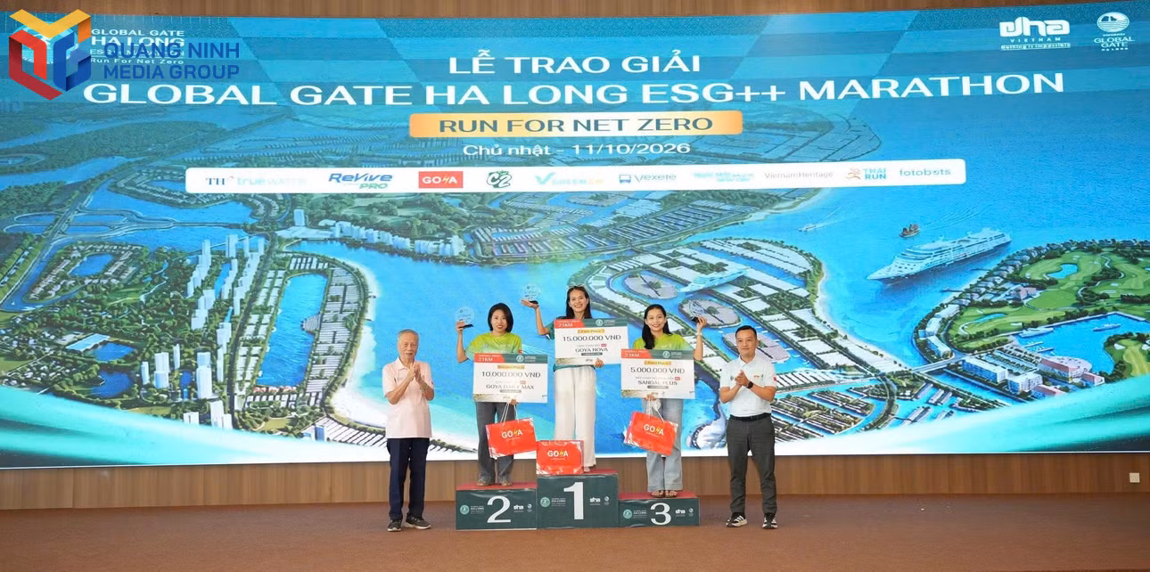 bqn_tl_trao-giai-chung-cuoc-nu.jpg