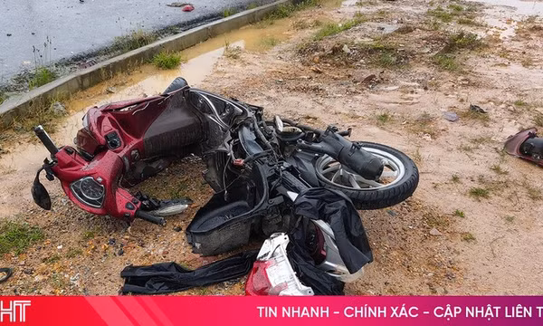 Xe tải va chạm xe máy, 2 học sinh ở Hà Tĩnh tử vong