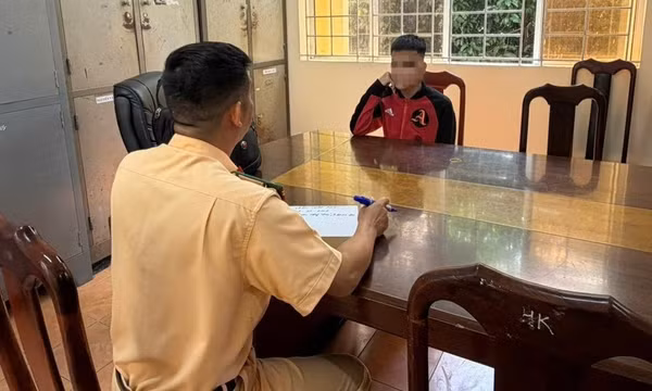 Muốn bạn biết 'mình là ai', thiếu niên 16 tuổi ở Đắk Lắk 'bốc đầu' xe
