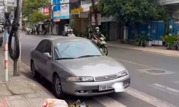 Xử phạt trường hợp đỗ xe sai quy định theo phản ánh qua VNeTraffic