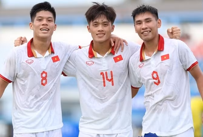 U23 Việt Nam thắng trận đầu trước Tajikistan.