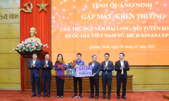 Tỉnh Quảng Ninh khen thưởng cầu thủ Nguyễn Hai Long, tháng 1-2025