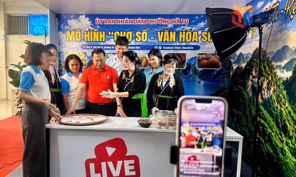 Phường Hà Tu ra mắt mô hình “Chợ số - Văn hóa số”