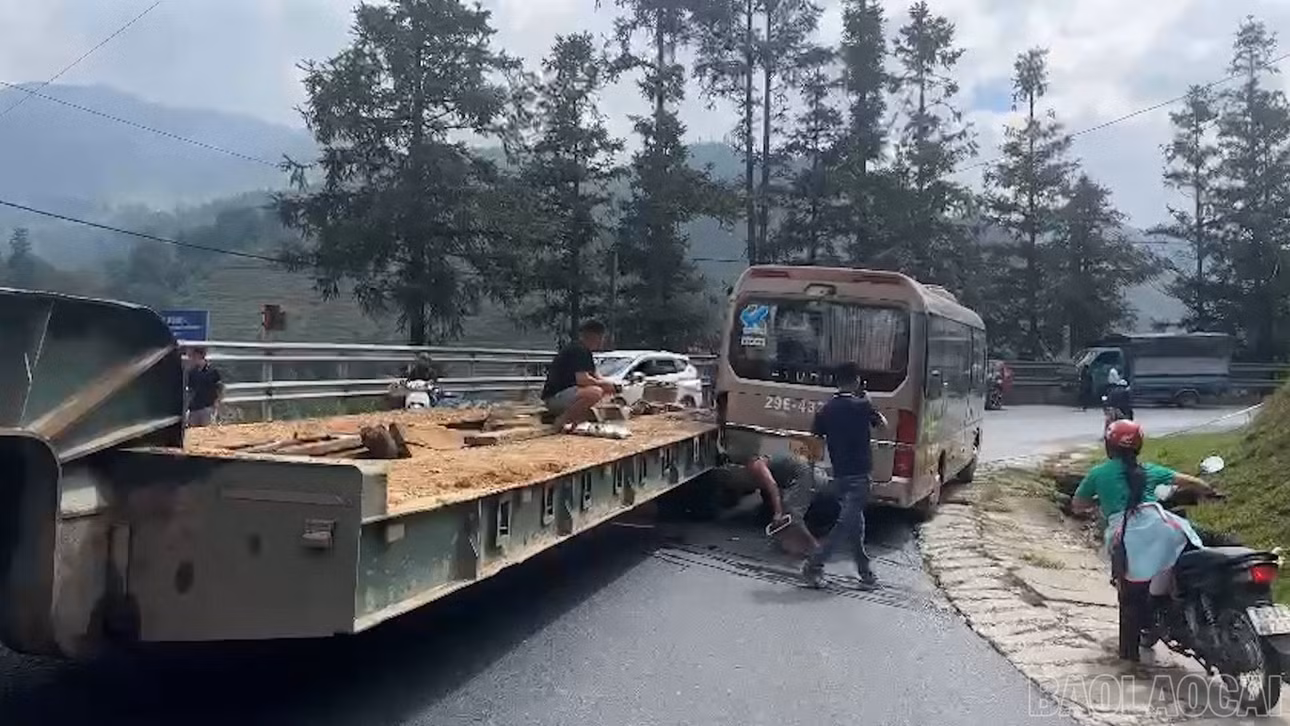 Hiện trường vụ va chạm giao thông.