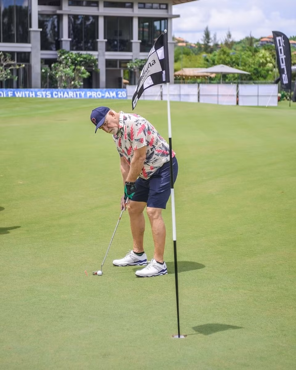 Du khách Australia thích golf cũng như các hoạt động gần gũi với thiên nhiên. Ảnh: @lagunagolflc.