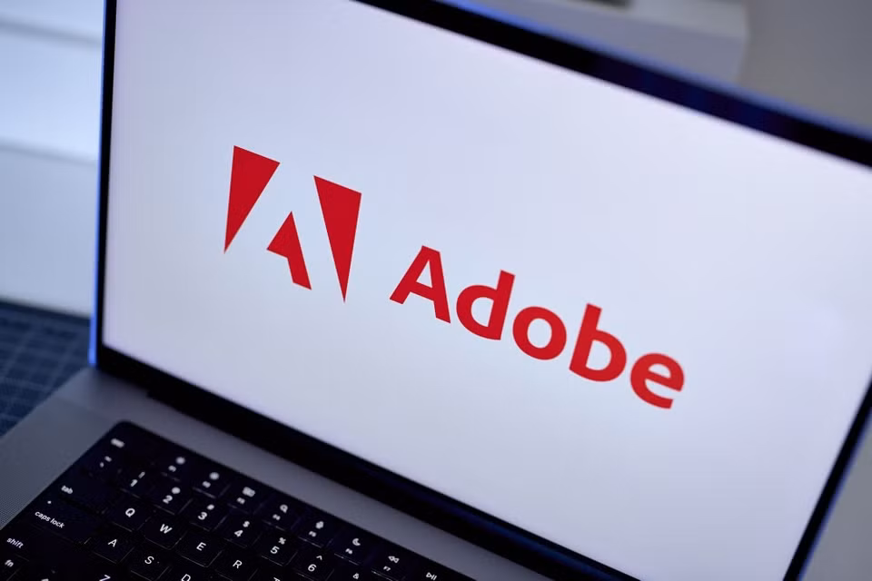 Adobe đã tuyên bố mua lại Figma vào tháng 9/2022. Ảnh: Bloomberg.