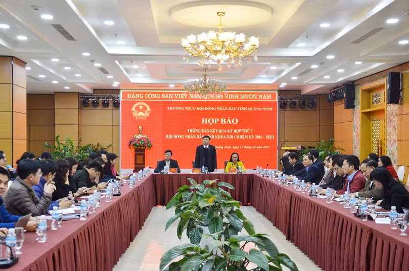 Họp báo thông báo kết quả kỳ họp thứ 7, HĐND tỉnh khóa XIII