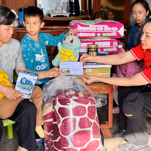 Người kết nối những tấm lòng thiện nguyện.