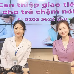 Can thiệp giao tiếp cho trẻ chậm nói