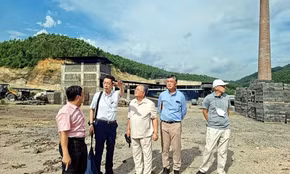 Người "thổi lửa"