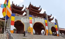 Chùa Ba Vàng (TP Uông Bí)