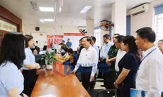 Phó Chủ tịch Quốc hội Nguyễn Khắc Định thăm, tặng quà người có công tại Quảng Ninh, tháng 7-2025