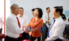 Đồng chí Trịnh Thị Minh Thanh, Phó Bí thư Thường trực Tỉnh ủy, kiểm tra công tác tổ chức bầu cử trưởng thôn, bản, khu phố, tháng 8-2026