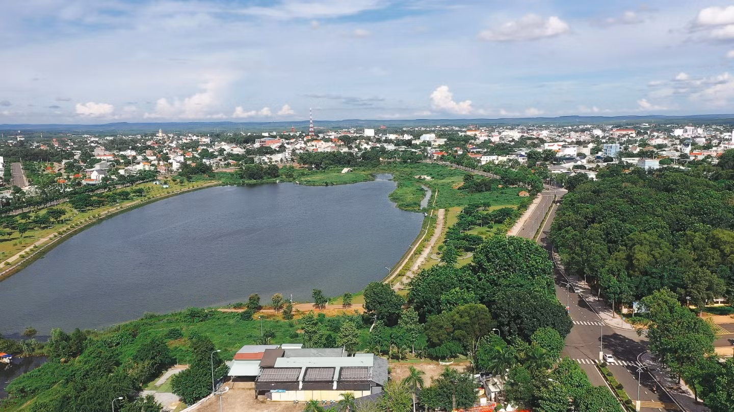 Mua nha truoc 30 tuoi o TP.HCM, Ha Noi, giac mo co xa voi? hinh anh 1