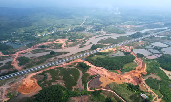 Tăng tốc hoàn thành nút giao nối cửa khẩu Bắc Phong Sinh với trục cao tốc
