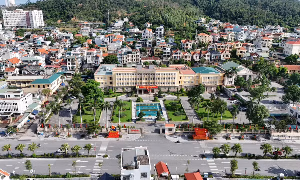 Hệ thống chính trị tinh gọn, đồng bộ