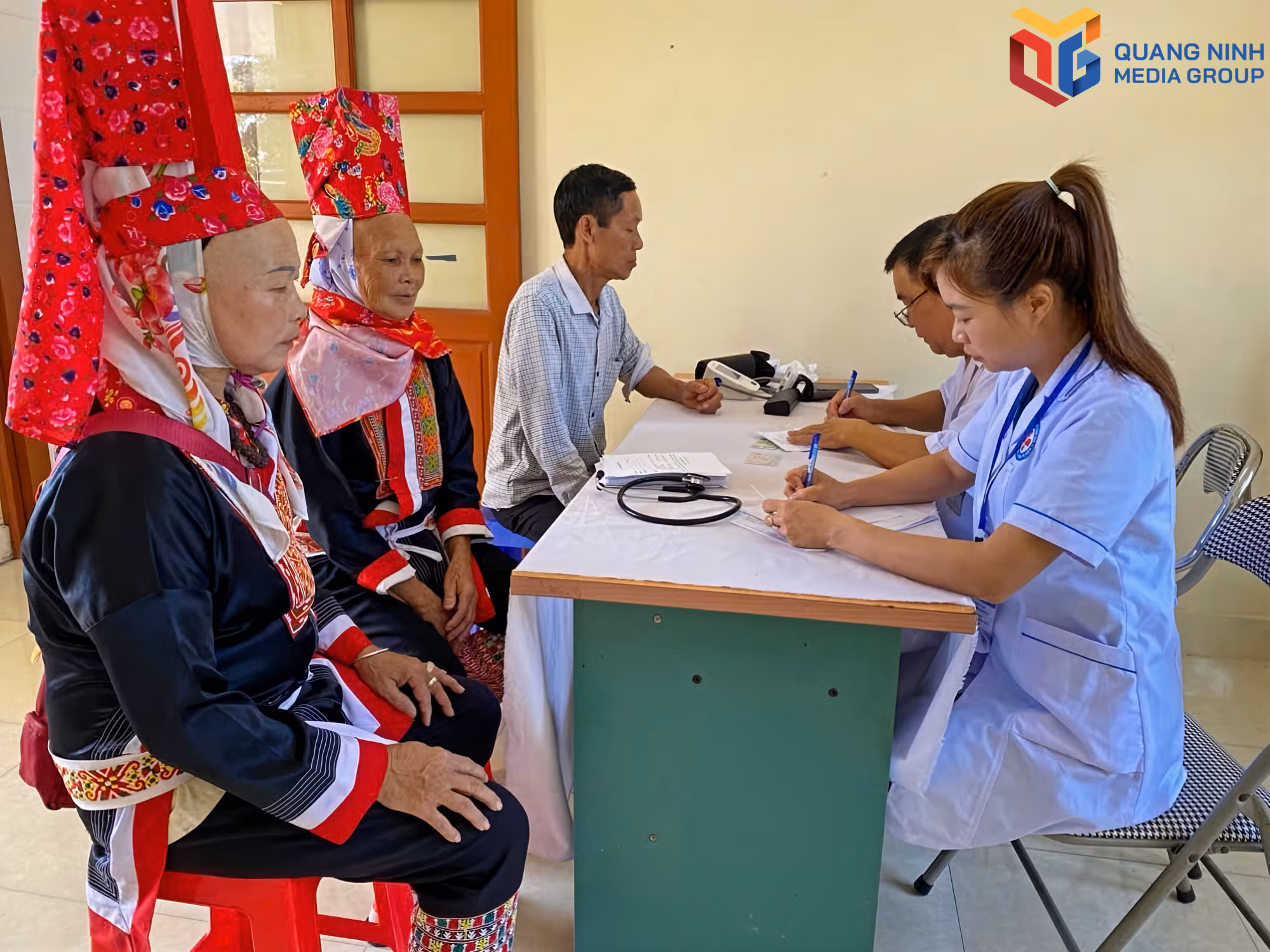 bqn_tr_3-du-lieu-y-te-giup-tram-y-te-xa-dong-ngu-theo-doi-cham-soc-suc-khoe-cho-nguoi-dan-va-phong-chong-dich-benh-tren-dia-ban-xa.jpg