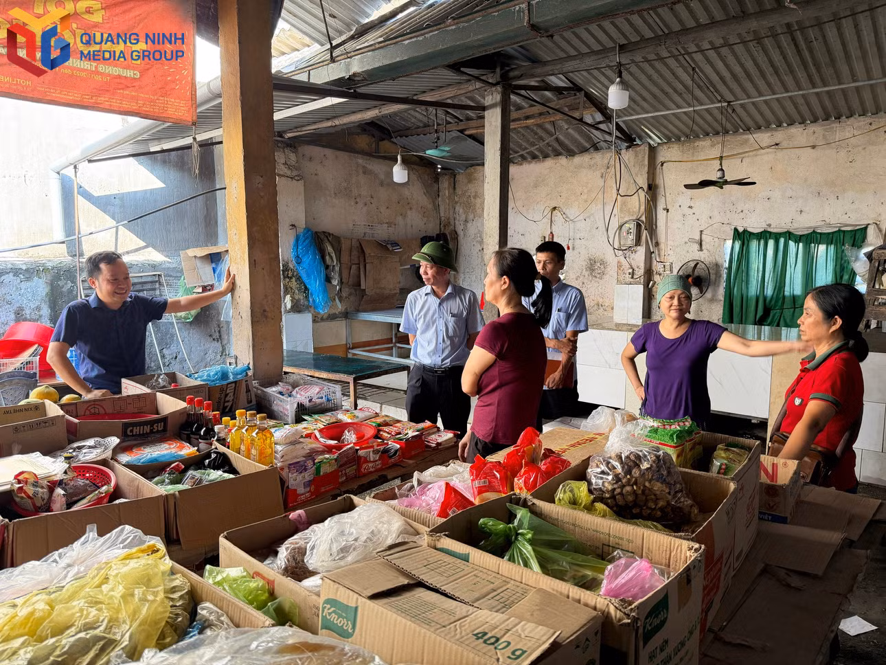 bqn_tl_gap-tieu-thuong.jpg