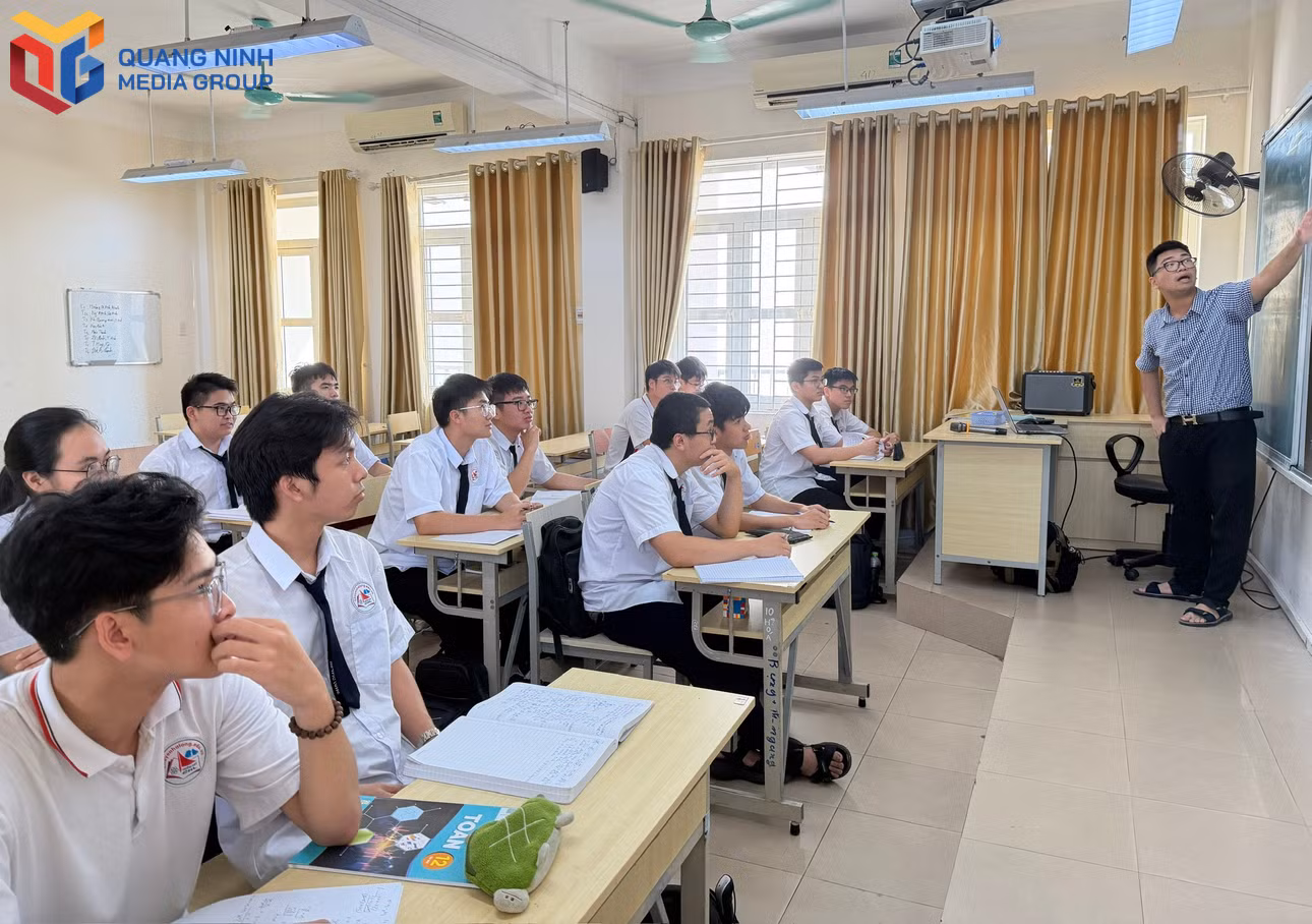 bqn_tl_truong-chuyen.jpg