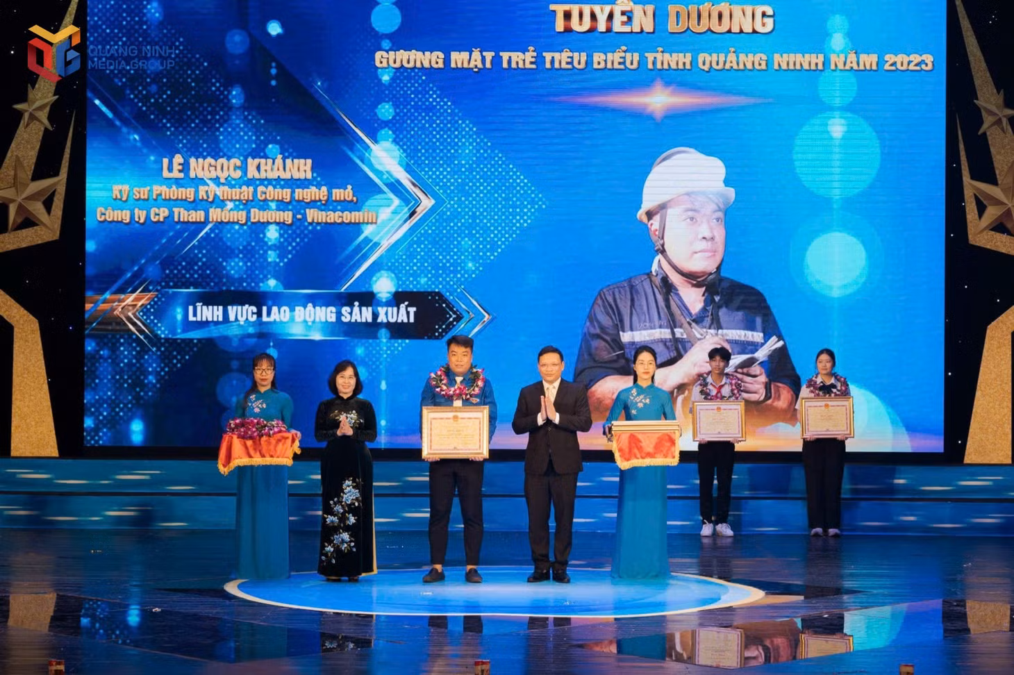 le-ngoc-khanh-nhan-giai-guong-mat-tre-tieu-bieu-3544.jpg