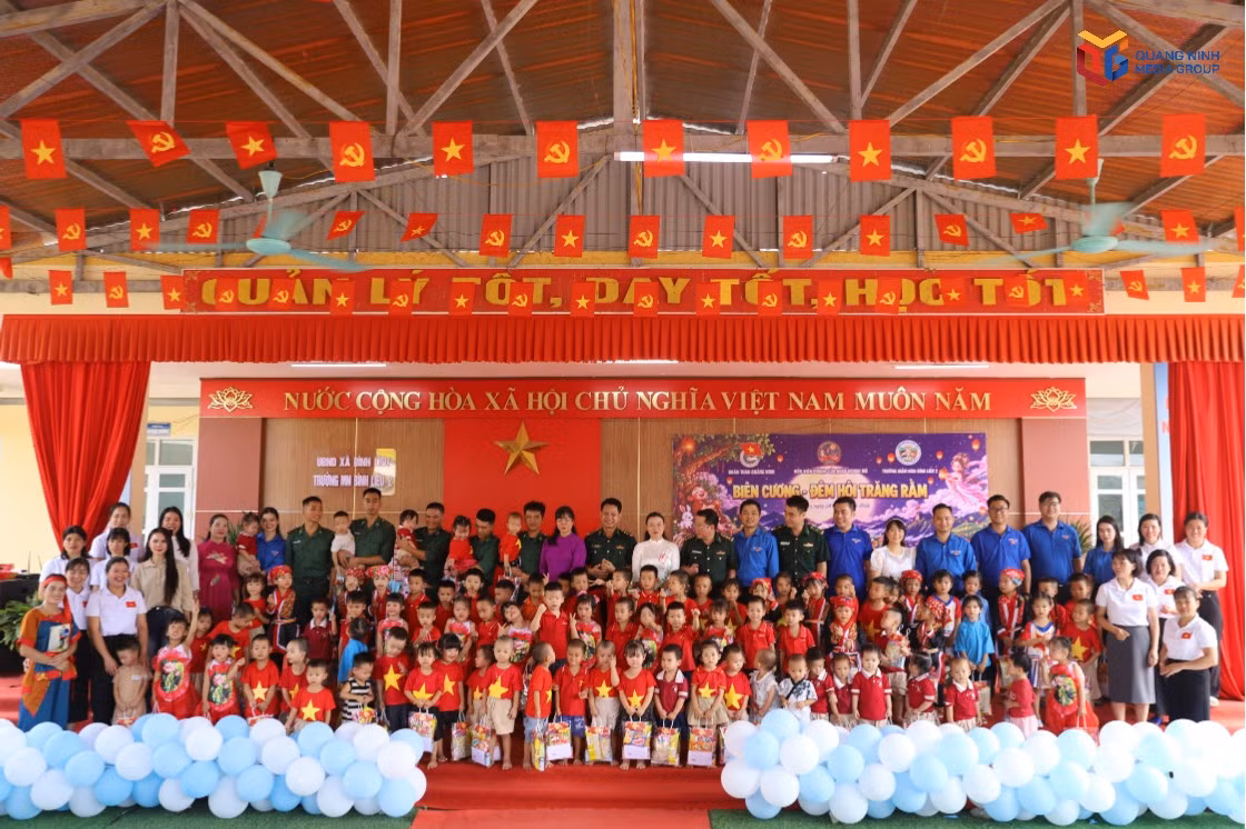 ban-to-chuc-da-trao-tang-100-suat-qua-trung-thu-cho-100-em-nho-tai-diem-truong-na-pha-1957.jpg