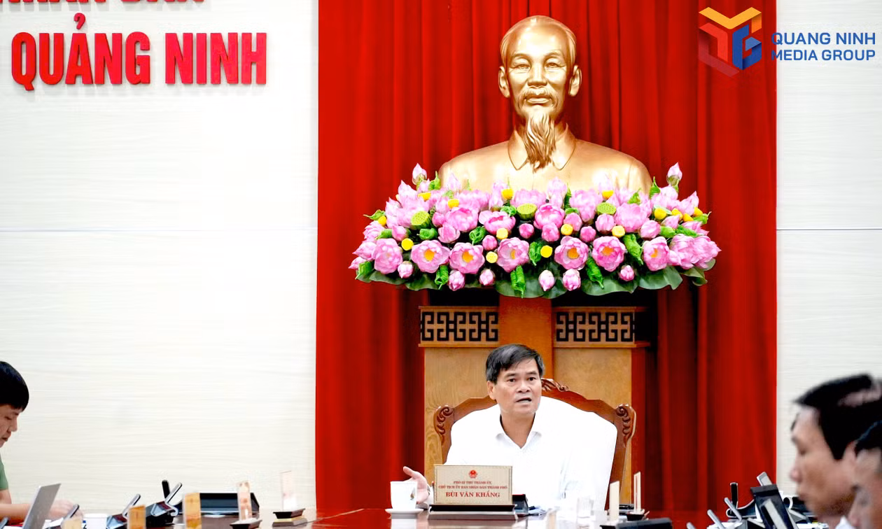 Chủ tịch UBND thành phố Bùi Văn Khắng chỉ đạo: Rõ việc, rõ tiến độ, rõ trách nhiệm trong thực hiện nhiệm vụ văn hóa, xã hội