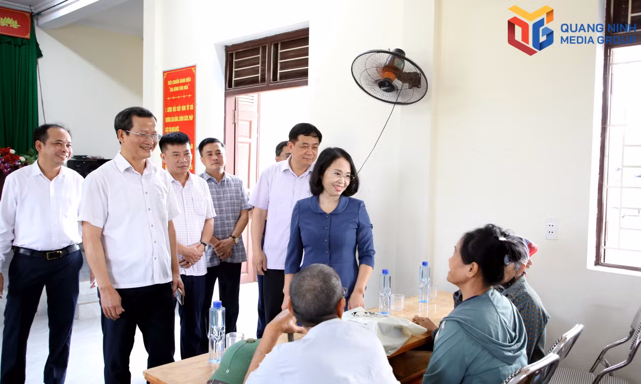 Quyết liệt tháo gỡ khó khăn, xử lý dứt điểm các dự án chậm triển khai