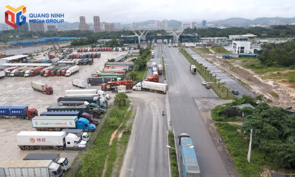 Bước chuyển mình trong hoạt động giao thương biên giới