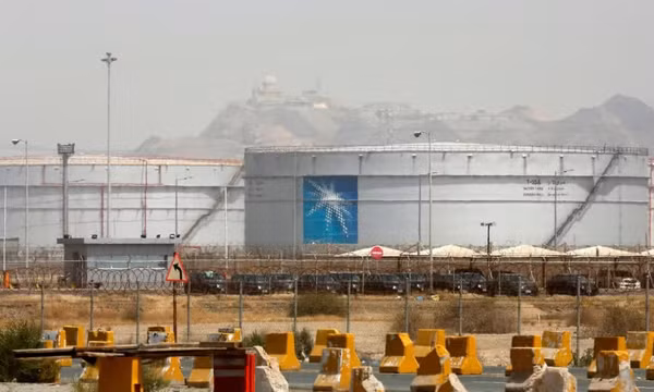 OPEC+ nhất trí giữ nguyên sản lượng dầu mỏ trong tháng 11