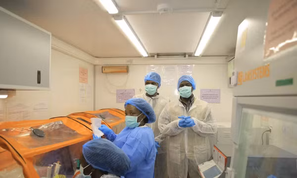 Kenya ghi nhận ca Ebola đầu tiên