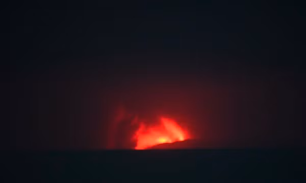 Núi lửa Anak Krakatau phun trào, hơn 1.500 chuyến bay bị hủy