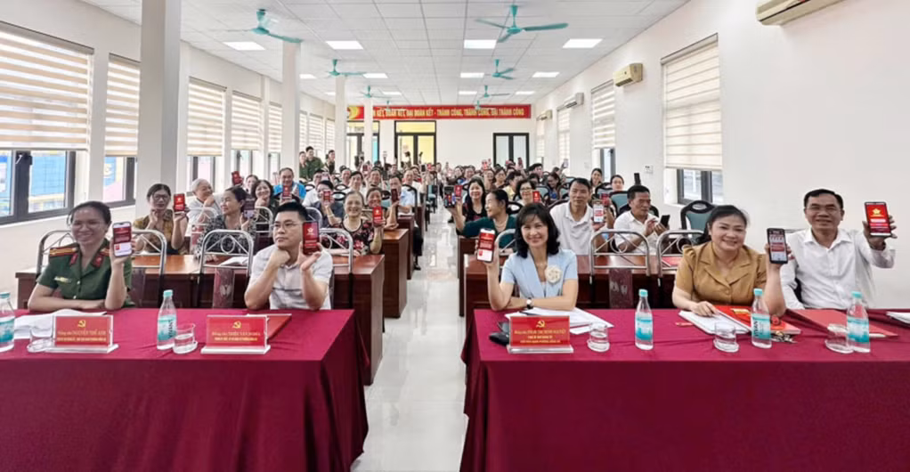 Ảnh với chú thích