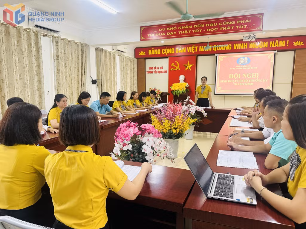 Ảnh với chú thích