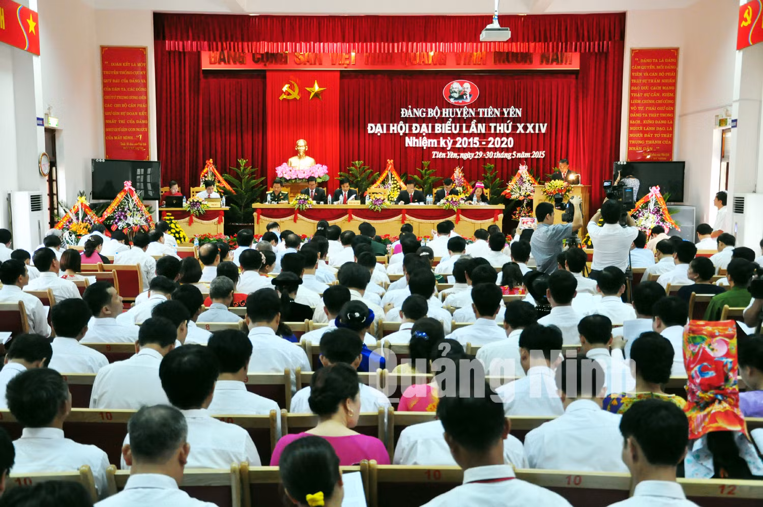 Quang cảnh Đại hội Đảng bộ huyện Tiên Yên