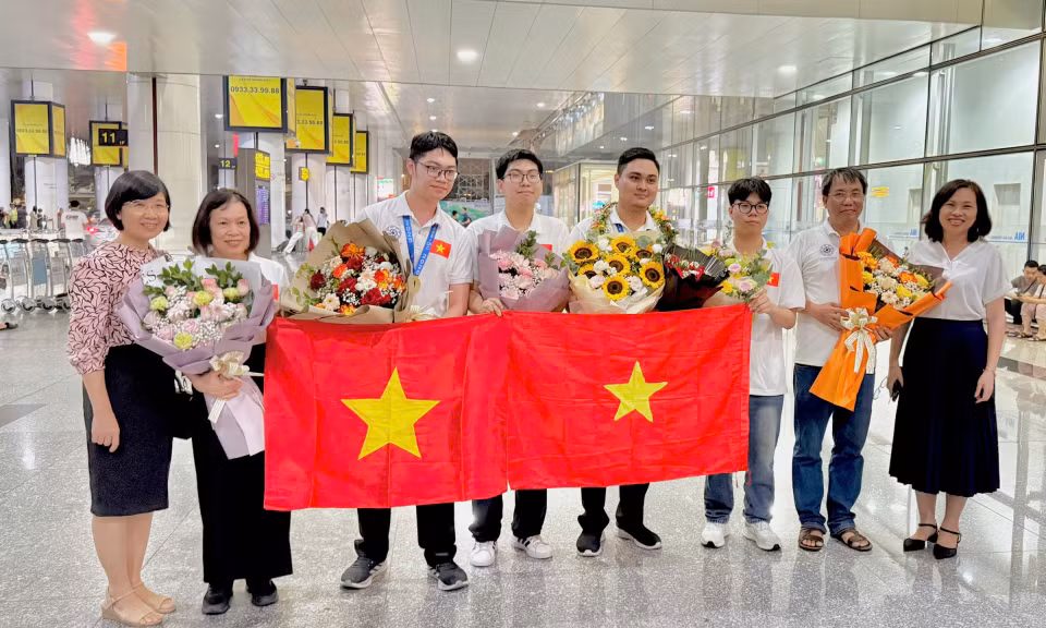 Ảnh với chú thích