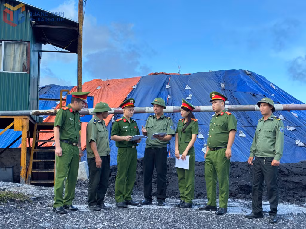 Ảnh với chú thích