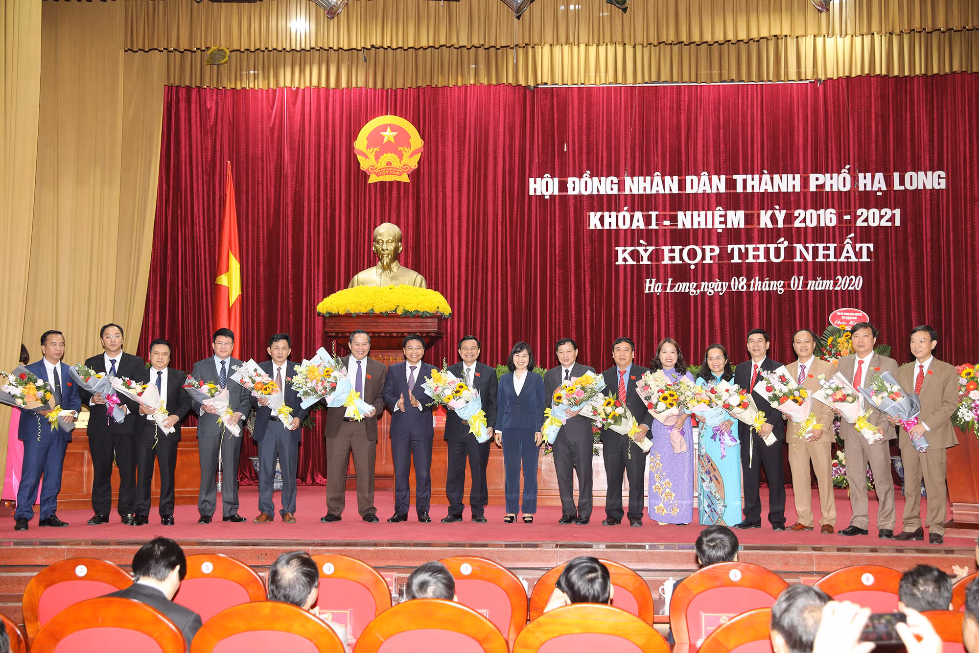 Ảnh với chú thích