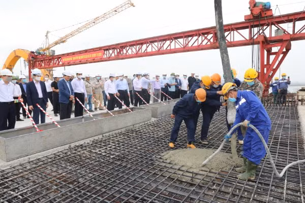 Quảng Ninh 2021 - Bức tranh toàn cảnh ảnh 10
